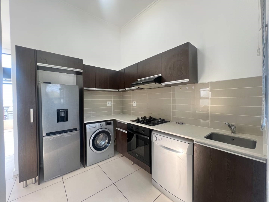 To Let 1 Bedroom Property for Rent in Fourways Gauteng