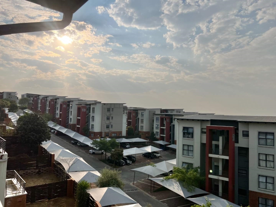 To Let 1 Bedroom Property for Rent in Fourways Gauteng
