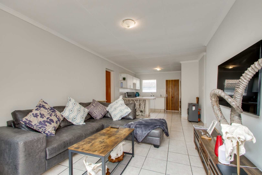 To Let 2 Bedroom Property for Rent in Wilgeheuwel Gauteng