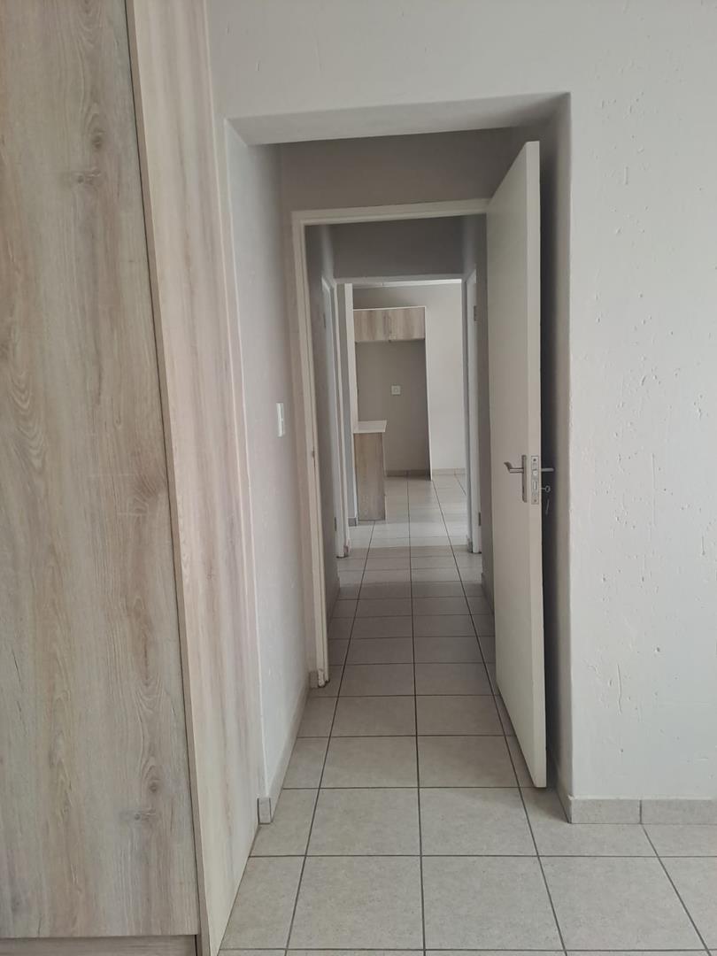 To Let 3 Bedroom Property for Rent in Terenure Gauteng
