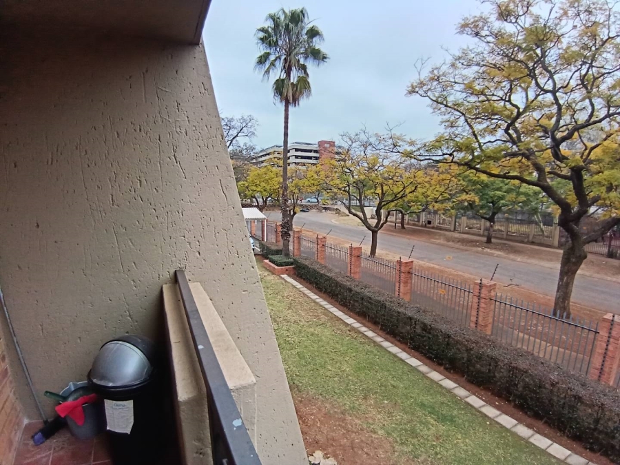 1 Bedroom Property for Sale in Hatfield Gauteng