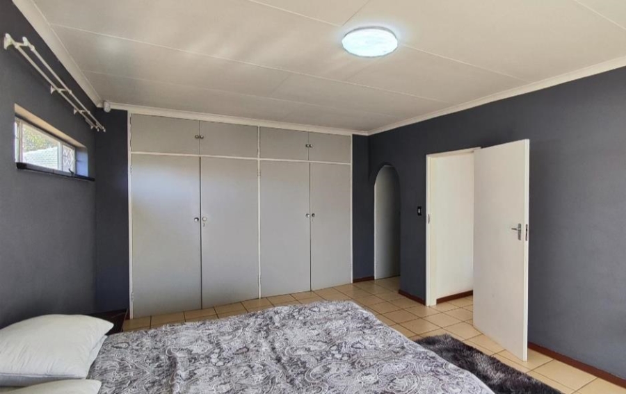 4 Bedroom Property for Sale in Birch Acres Gauteng