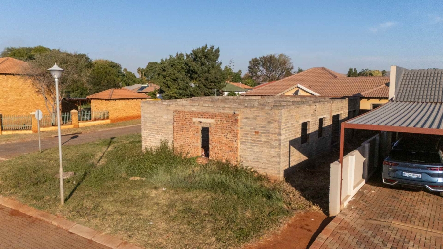 0 Bedroom Property for Sale in Akasia Gauteng