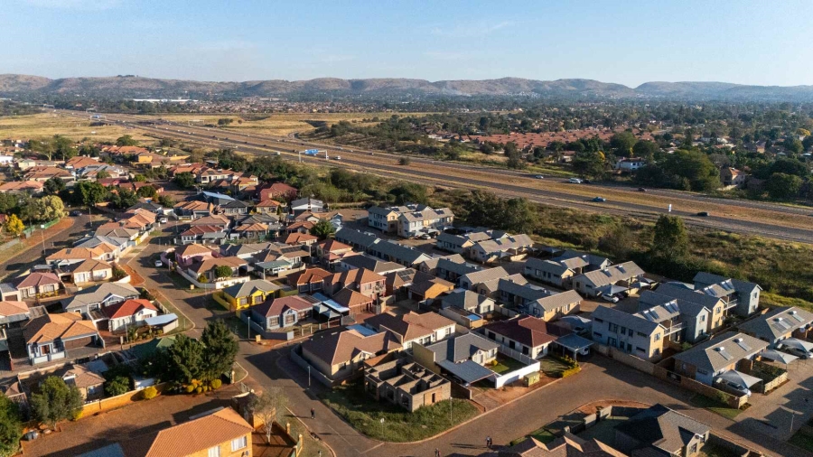 0 Bedroom Property for Sale in Akasia Gauteng