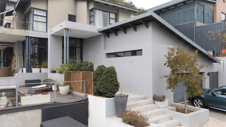 4 Bedroom Property for Sale in Beverley Gauteng