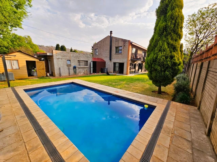 To Let 4 Bedroom Property for Rent in Rietondale Gauteng