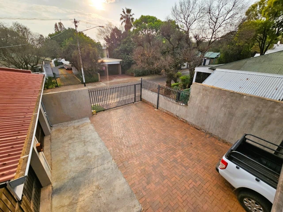 To Let 4 Bedroom Property for Rent in Rietondale Gauteng