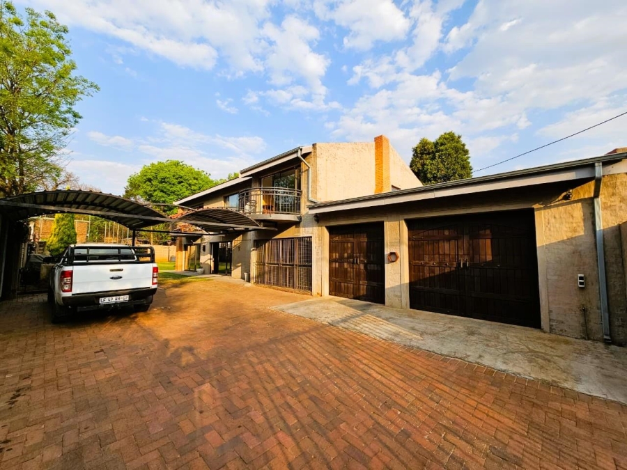 To Let 4 Bedroom Property for Rent in Rietondale Gauteng