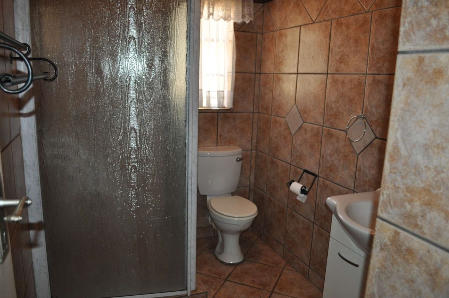2 Bedroom Property for Sale in Faerie Glen Gauteng