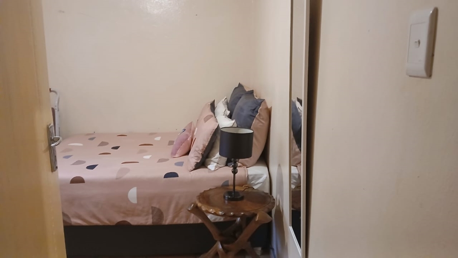 2 Bedroom Property for Sale in Germiston South Gauteng