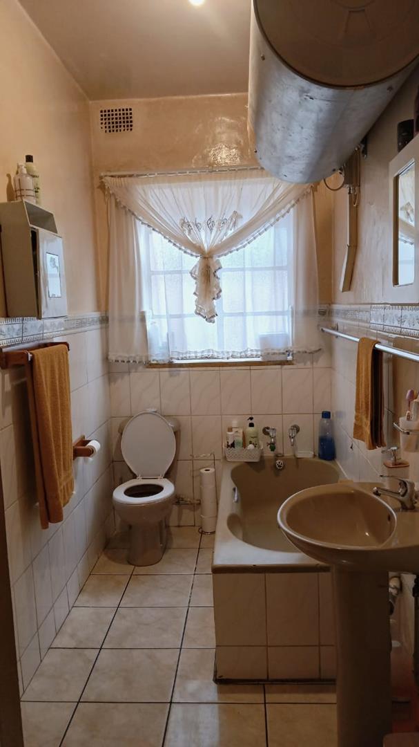 2 Bedroom Property for Sale in Germiston South Gauteng