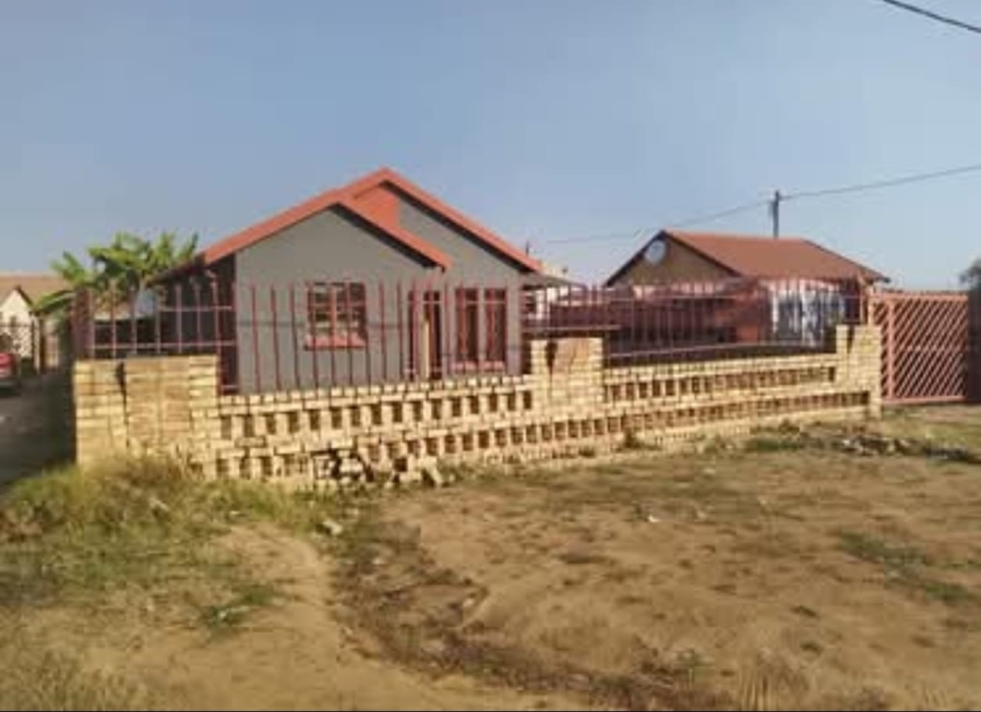 To Let 2 Bedroom Property for Rent in Soshanguve XX Gauteng