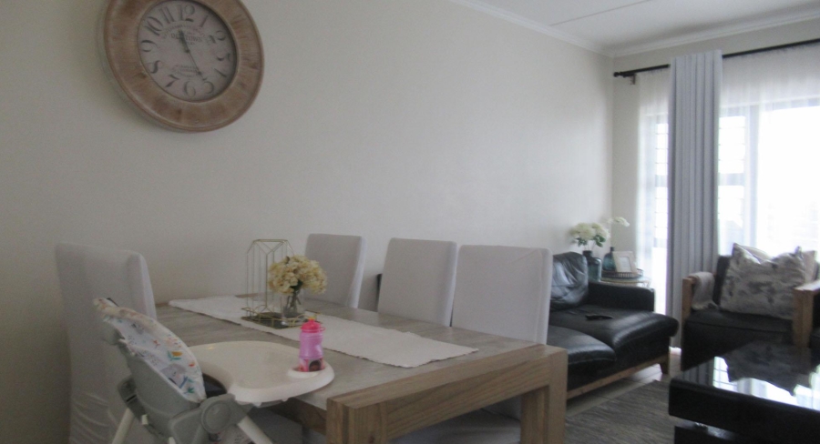 3 Bedroom Property for Sale in Oakdene Gauteng
