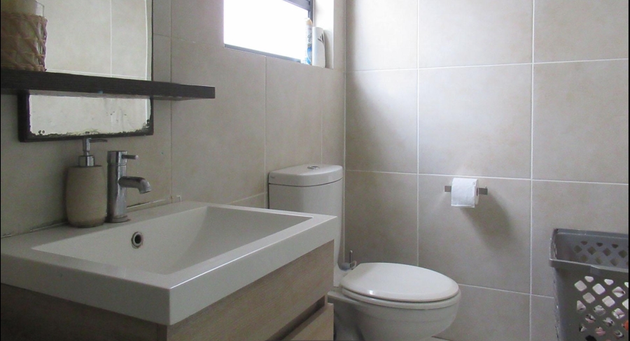 3 Bedroom Property for Sale in Oakdene Gauteng