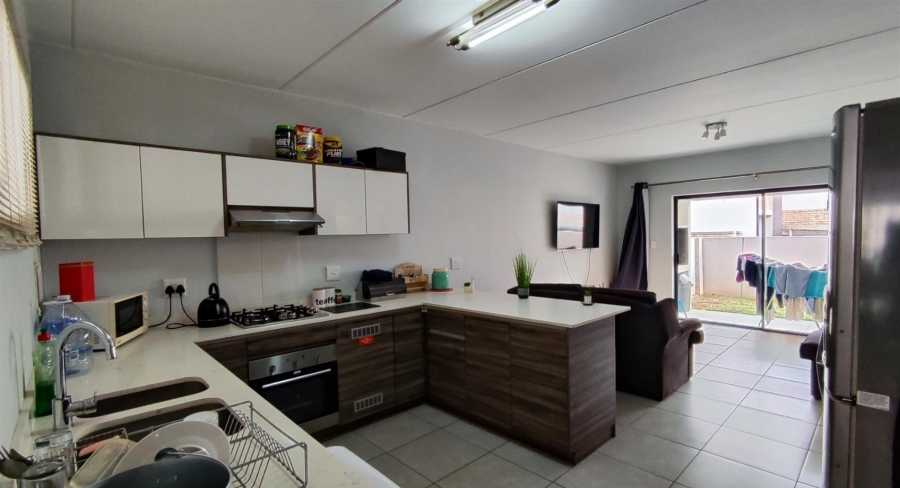 2 Bedroom Property for Sale in Rynfield A H Gauteng