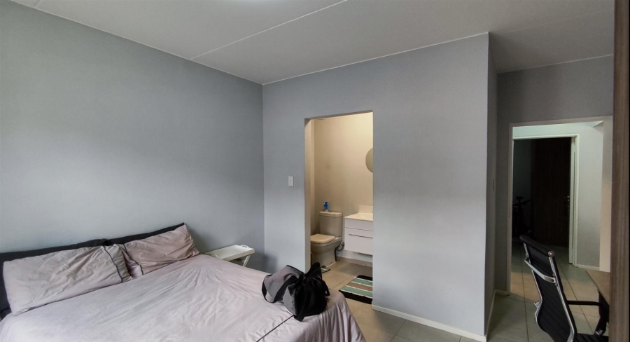 2 Bedroom Property for Sale in Rynfield A H Gauteng