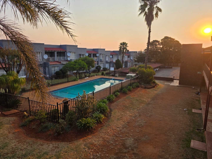 1 Bedroom Property for Sale in Horizon View Gauteng