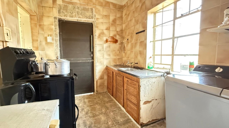 3 Bedroom Property for Sale in Roodepoort Gauteng