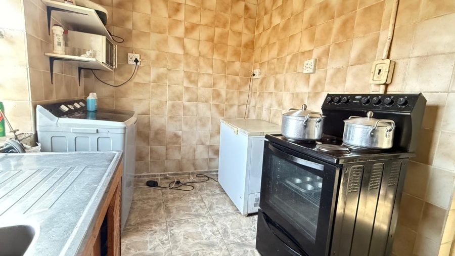 3 Bedroom Property for Sale in Roodepoort Gauteng