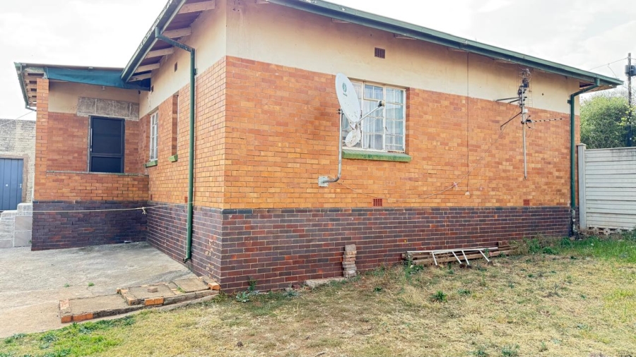 3 Bedroom Property for Sale in Roodepoort Gauteng