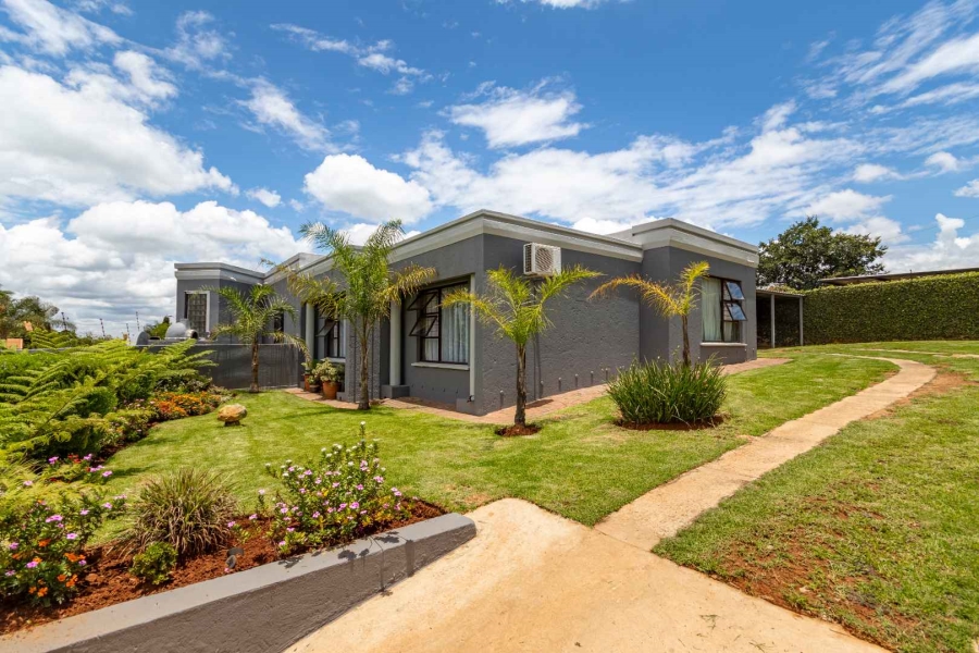 4 Bedroom Property for Sale in Moreleta Park Gauteng