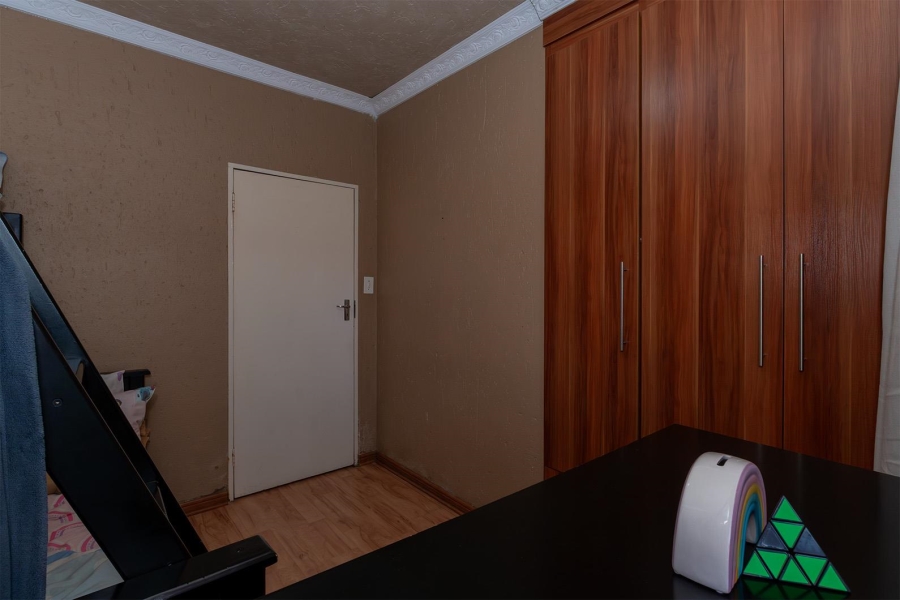 4 Bedroom Property for Sale in Birchleigh North Gauteng