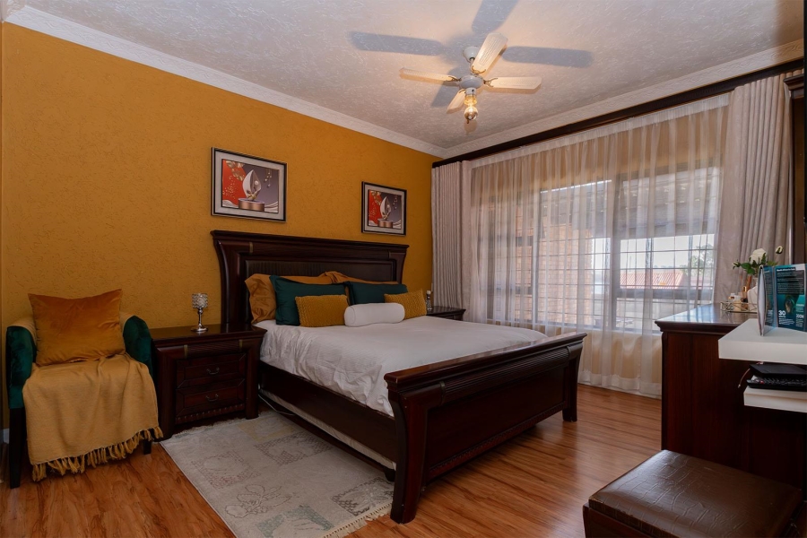 4 Bedroom Property for Sale in Birchleigh North Gauteng