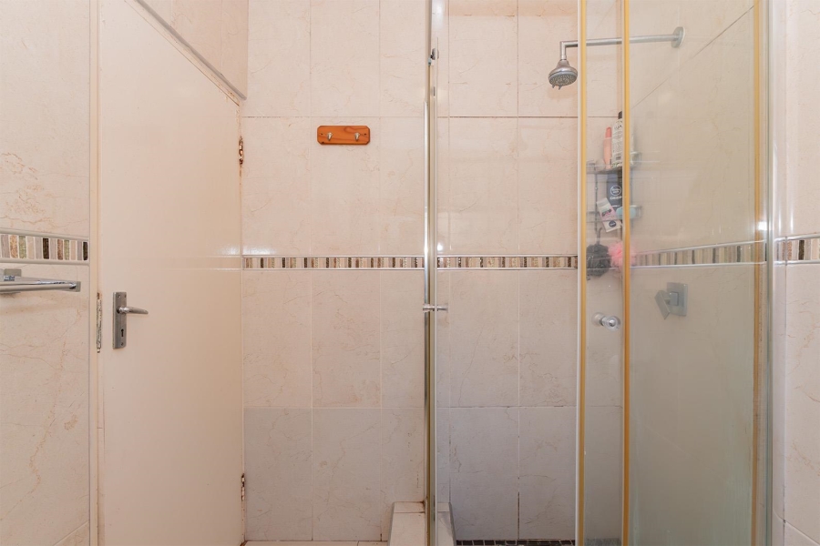 4 Bedroom Property for Sale in Birchleigh North Gauteng