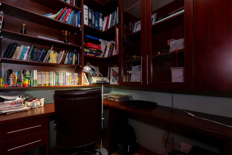 4 Bedroom Property for Sale in Birchleigh North Gauteng