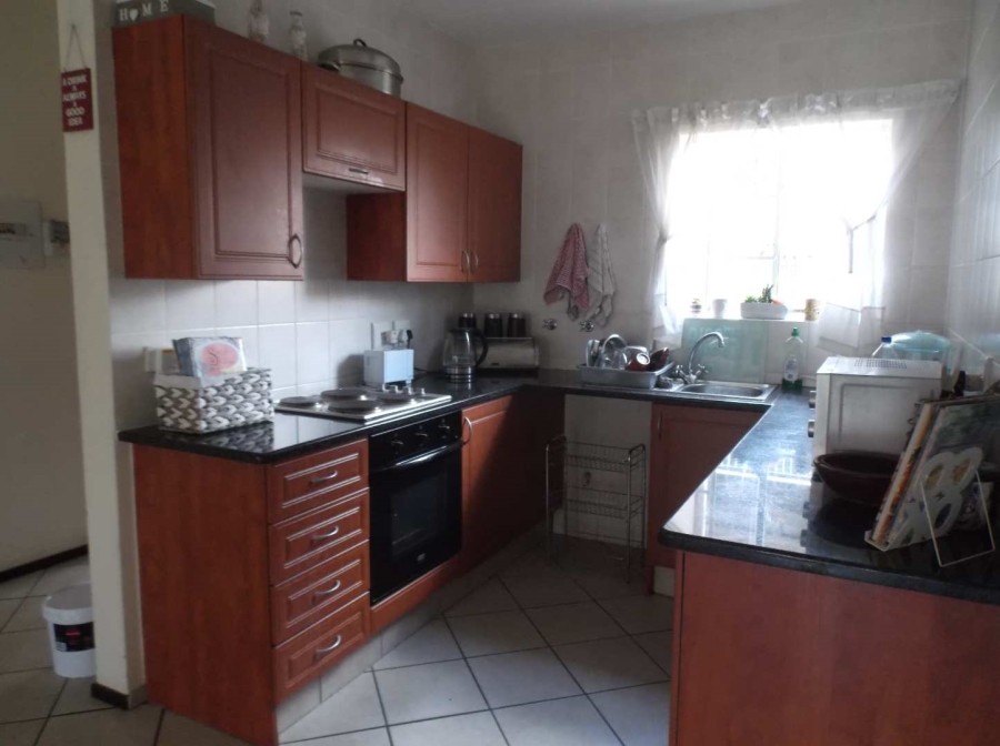 2 Bedroom Property for Sale in Brentwood Gauteng