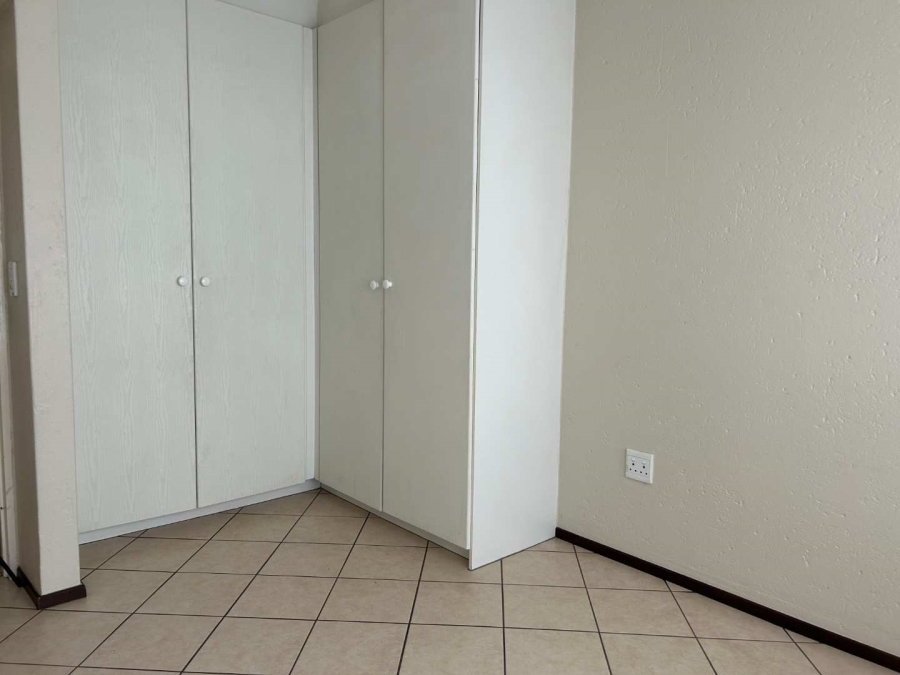 2 Bedroom Property for Sale in Brentwood Gauteng
