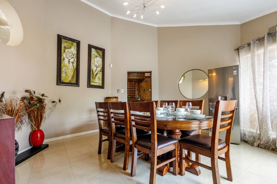 4 Bedroom Property for Sale in Bassonia Gauteng
