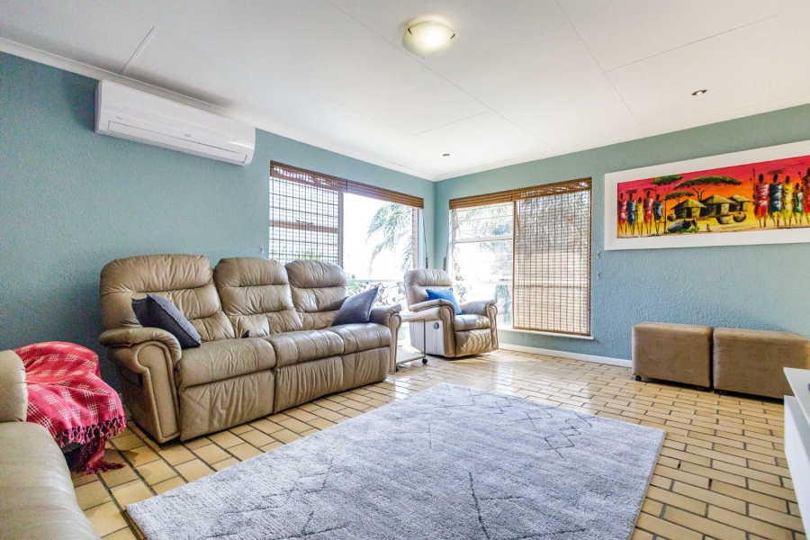 4 Bedroom Property for Sale in Bassonia Gauteng