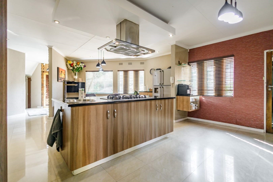 4 Bedroom Property for Sale in Bassonia Gauteng