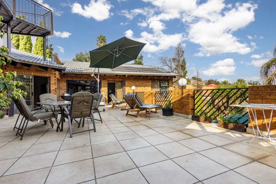 4 Bedroom Property for Sale in Bassonia Gauteng