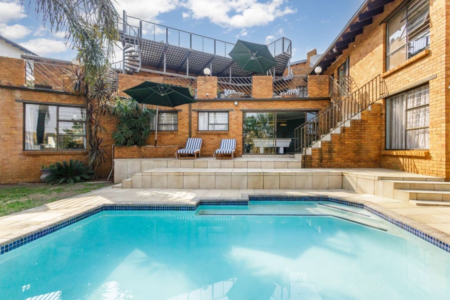 4 Bedroom Property for Sale in Bassonia Gauteng
