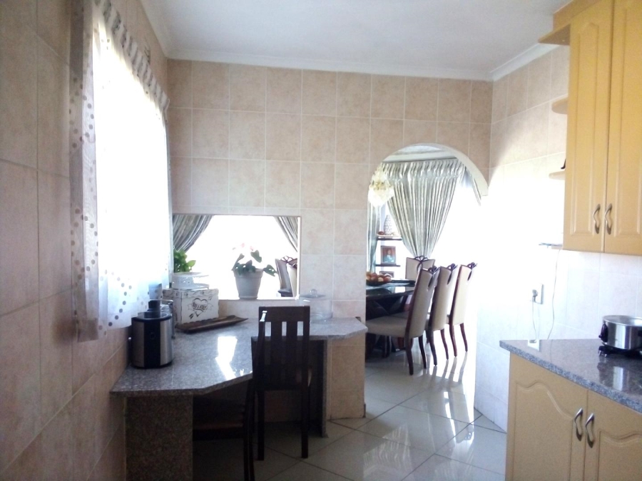 3 Bedroom Property for Sale in Klippoortjie Gauteng
