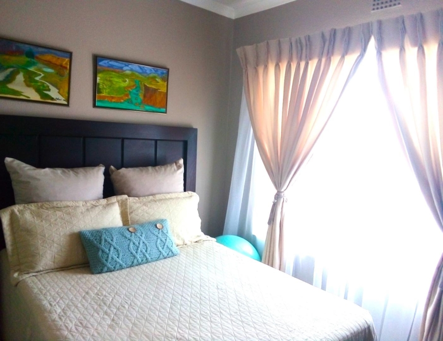 3 Bedroom Property for Sale in Klippoortjie Gauteng