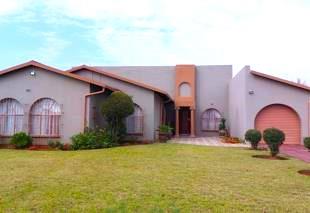 3 Bedroom Property for Sale in Klippoortjie Gauteng