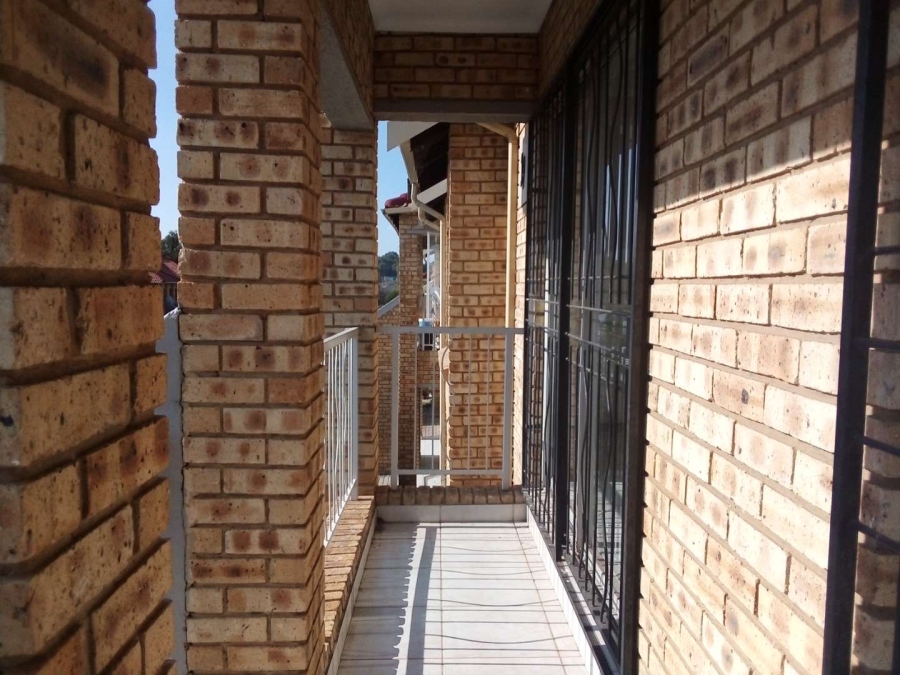 2 Bedroom Property for Sale in Rynfield Gauteng