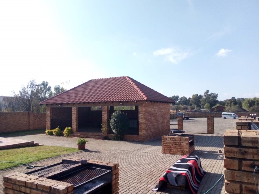 2 Bedroom Property for Sale in Rynfield Gauteng