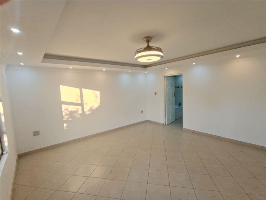 4 Bedroom Property for Sale in Farrarmere Gauteng