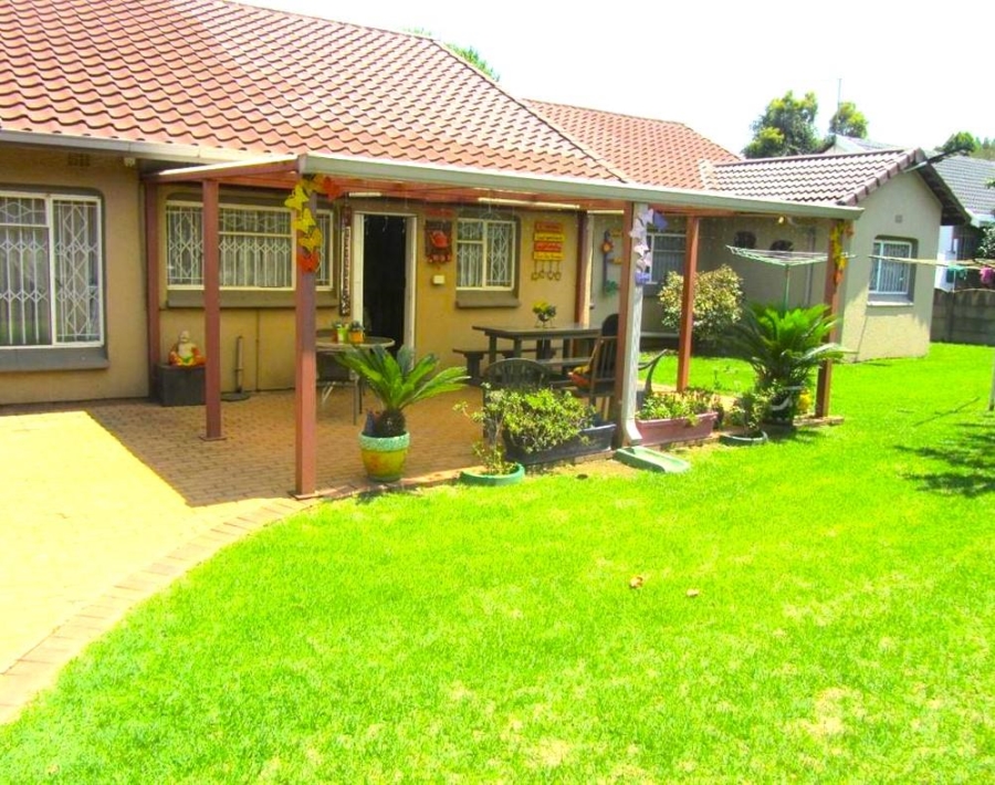 4 Bedroom Property for Sale in Freeway Park Gauteng
