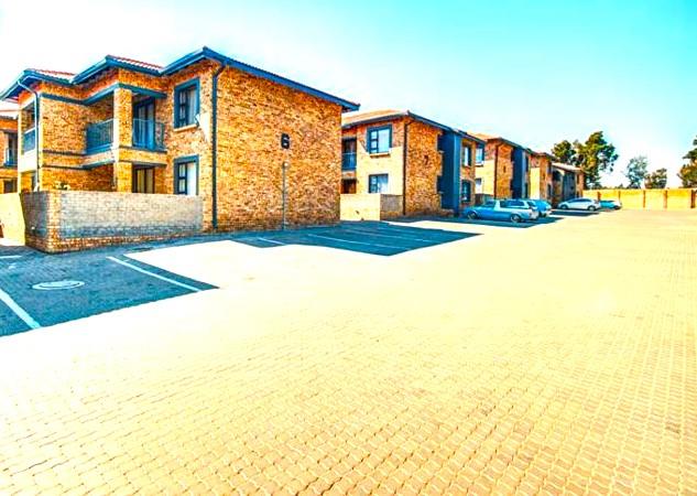 2 Bedroom Property for Sale in Cloverdene Gauteng