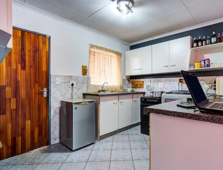 2 Bedroom Property for Sale in Birchleigh Gauteng
