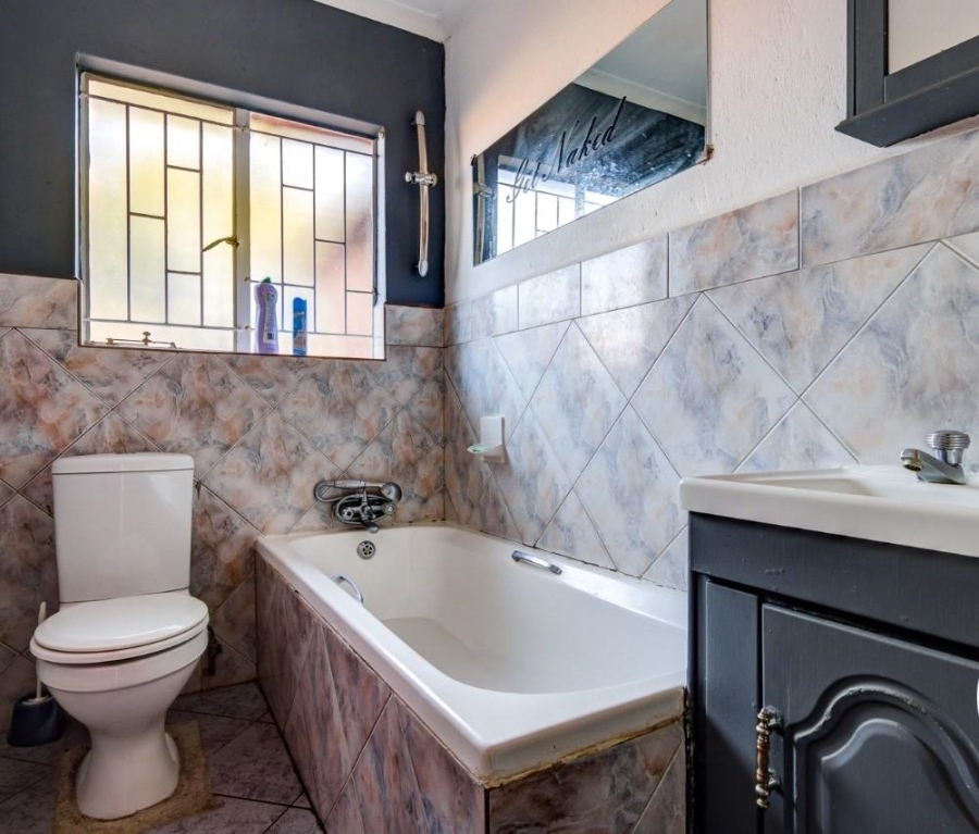 2 Bedroom Property for Sale in Birchleigh Gauteng