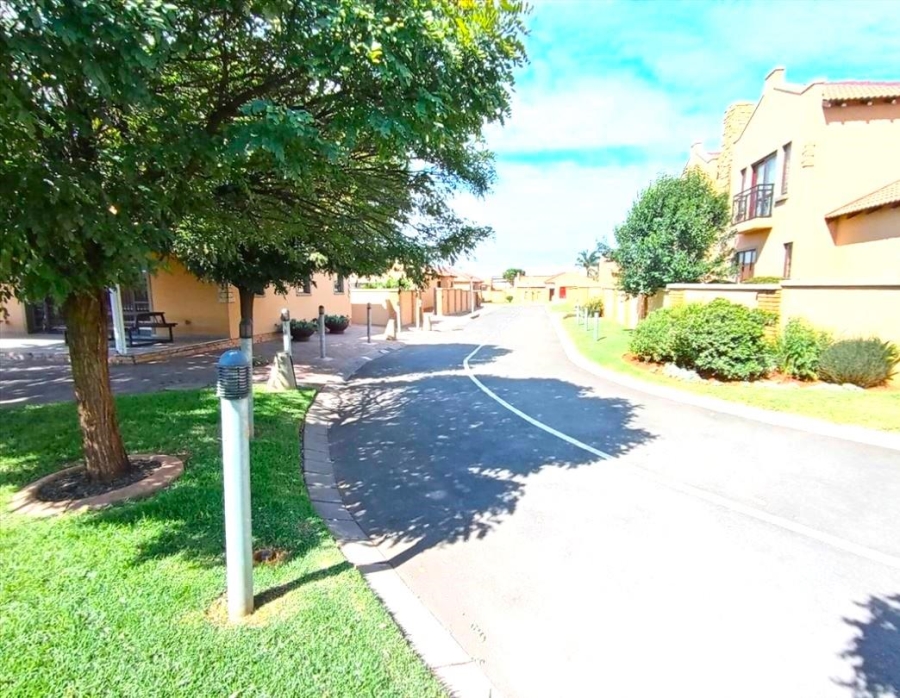 3 Bedroom Property for Sale in Hughes Gauteng