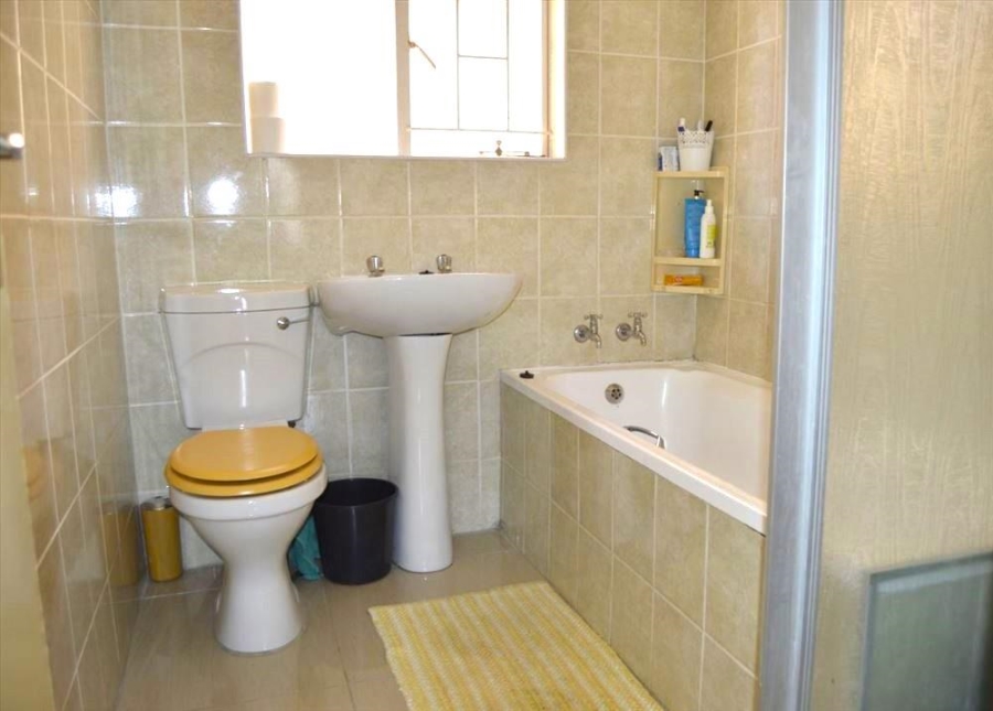 3 Bedroom Property for Sale in Terenure Gauteng