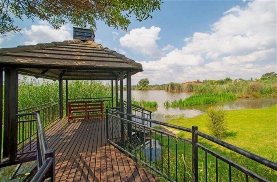 2 Bedroom Property for Sale in Rynfield Gauteng
