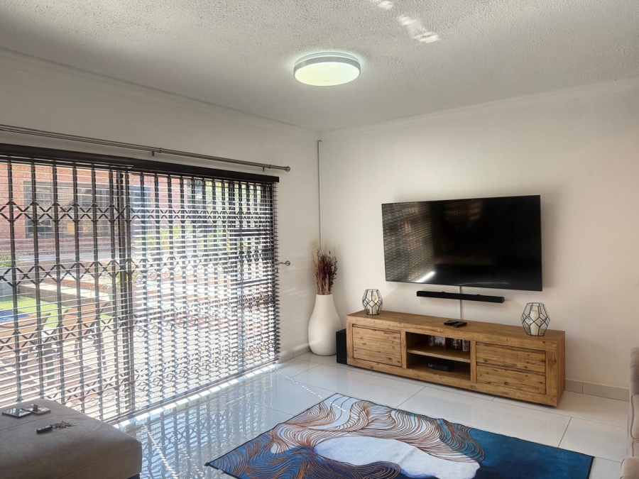 3 Bedroom Property for Sale in Allens Nek Gauteng